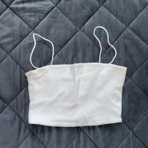 Basic white cropped tank